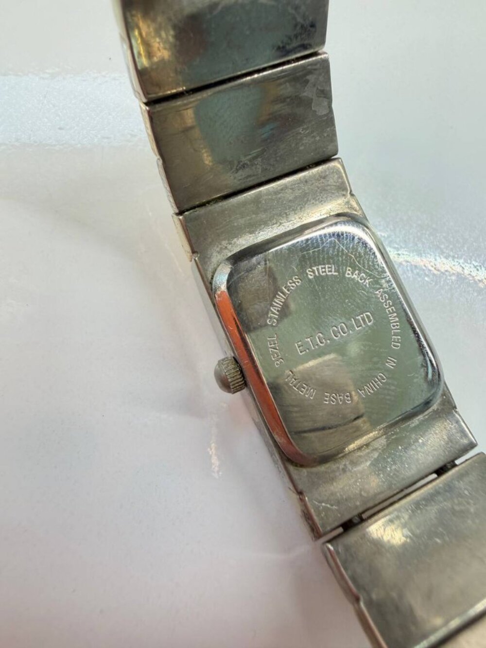 Vintage NINA Quartz Women’s Watch – Silver Tone – Japan Movement - Picture 9 of 14
